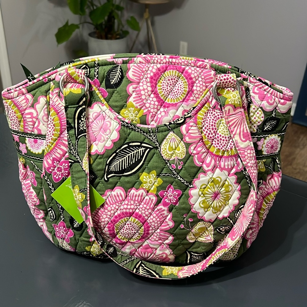 💚🩷Vera Bradley Glenna Olivia Pink purse/bag 💚🩷